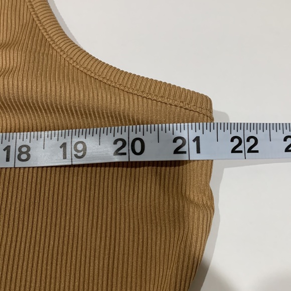 Plus size top - Picture 6 of 9